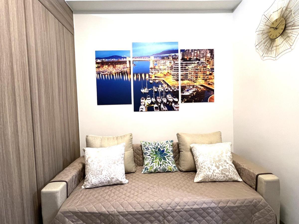 Shore Residences Moa Dynastel Staycation Pasay Eksteriør bilde